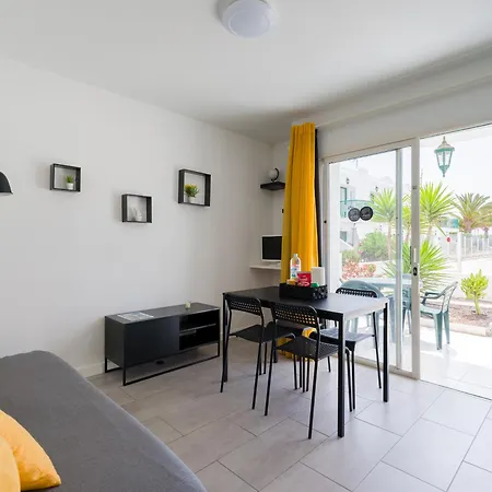Apartment Armonia Pool View & Wi-fi By Irent Fuerteventura Corralejo